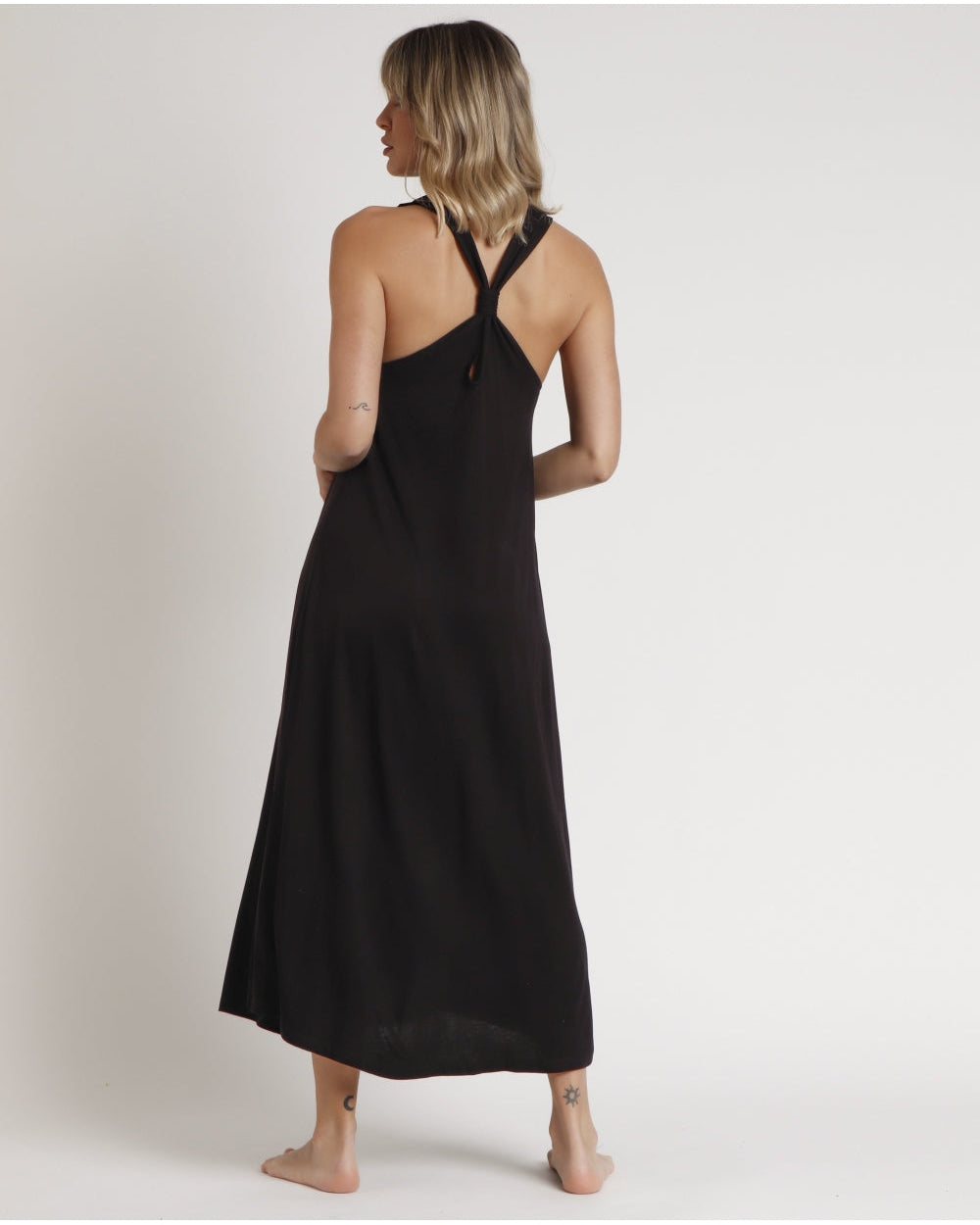 19798 Vestido Halter Admas